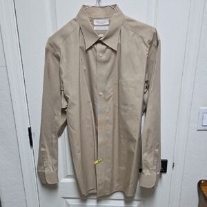 Roundtree & Yorke Tan Dress Shirt